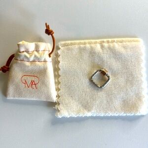 Marla Aaron Meander Lock